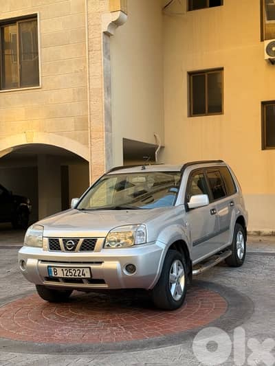 Nissan X-Trail 2012