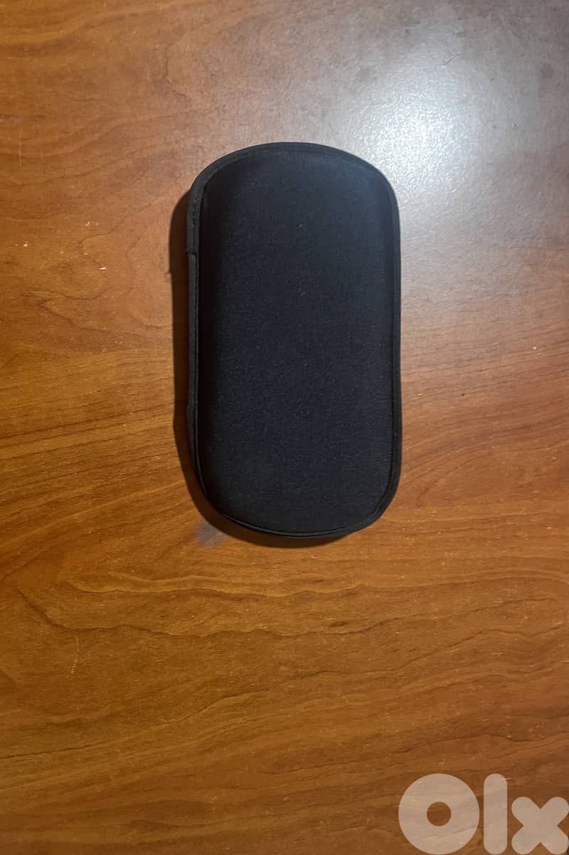 Sony PSP Slim (Piano Black) PlayStation Portable Console 4