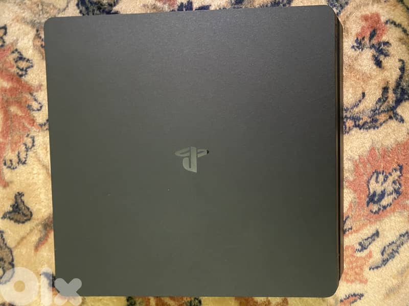 ps4 slim 1 terra used for 2 month like new 2