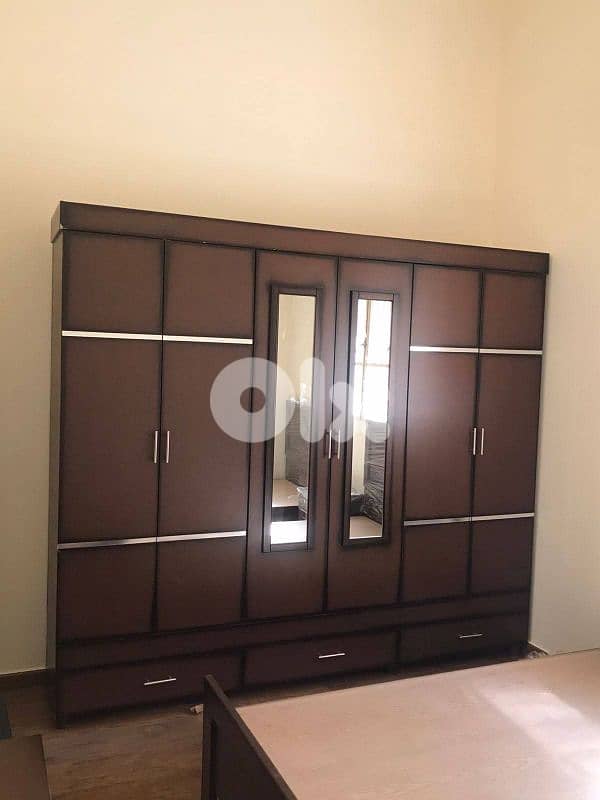 عررررض بس لااسبوع  وكسر الاسعار بس 180$ كتير مرتبه 1