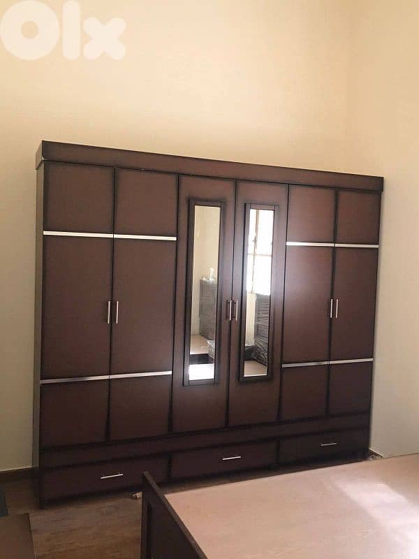 عررررض بس لااسبوع  وكسر الاسعار بس 180$خزانه كتير مرتبنان 1