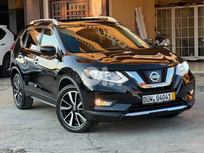 Nissan Rogue model 2018 4wd panoramic ajnabe