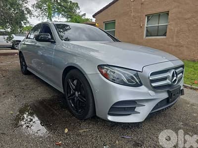 Mercedes-Benz E300 W213 2017 clean Carfax