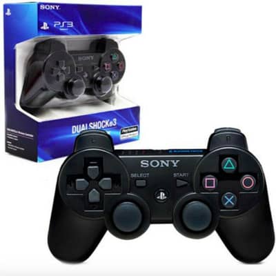 PlayStation PS3 used مع مسكتين جداد وكل غراضا مهكرة وعليها كل الالعاب
