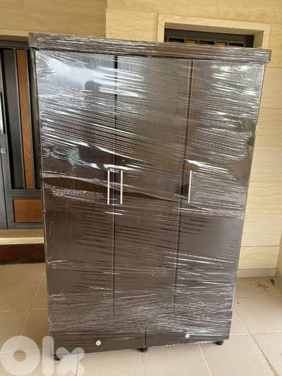 عرررض نار وتحطيم الاسعار خزانه مرتبه بس 90$