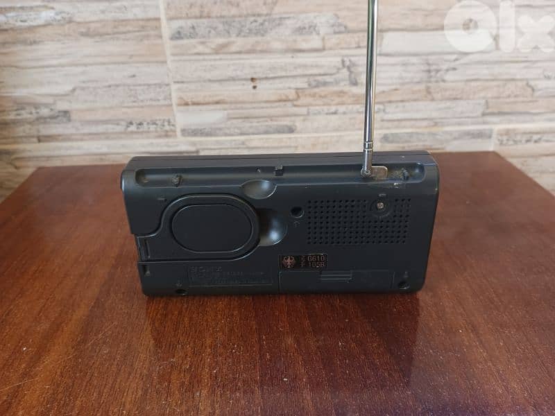 راديو سوني صغير اصلي موجتين AM  FM 2