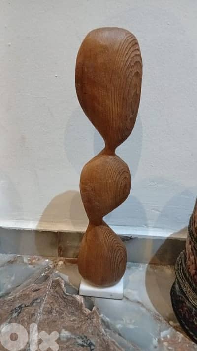 مجسم خشب ورخام