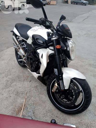 MV Agusta Brutale 920cc