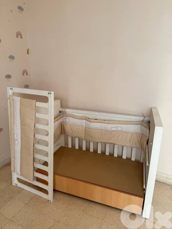 baby wood bed 1
