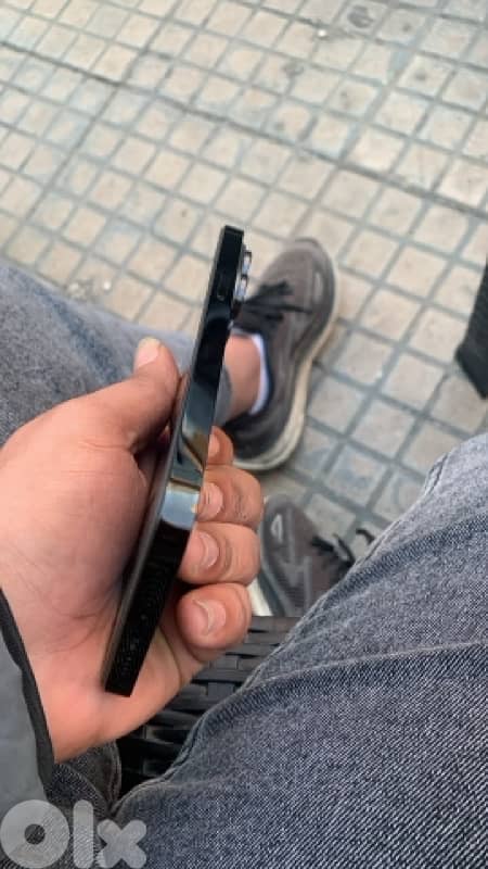 14 pro max سوبر نضيف 4