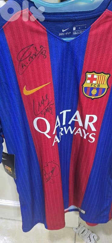 FC Barcelona T-Shirt signed 1