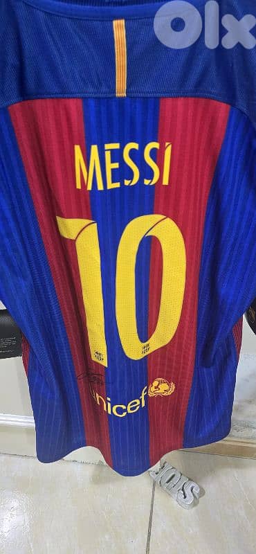 FC Barcelona T-Shirt signed 3