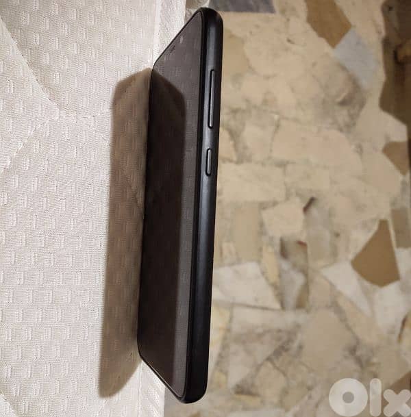 xiaomi pocophone F1 2