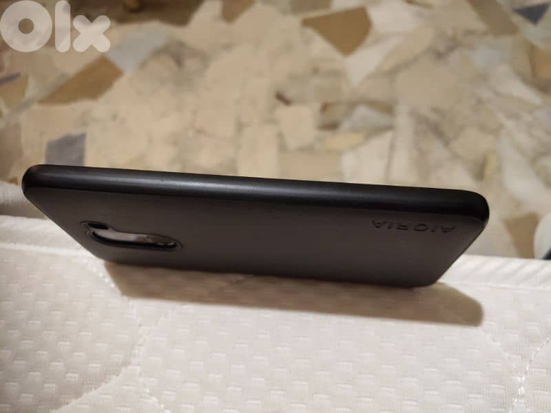 xiaomi pocophone F1 3