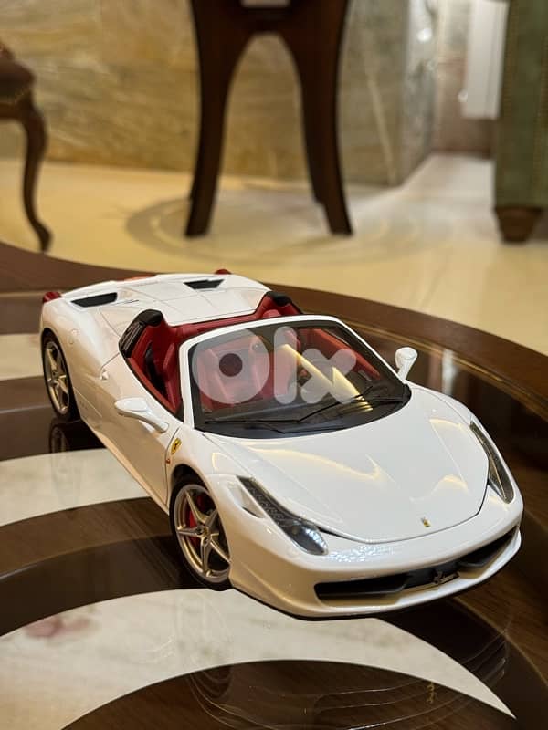 1:18 Diecast Ferrari 458 Italia - Hotwheels Elite - Limited Edition 1