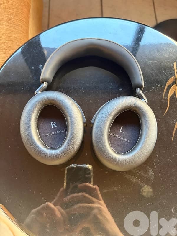 Sennheiser Momentum 4 1