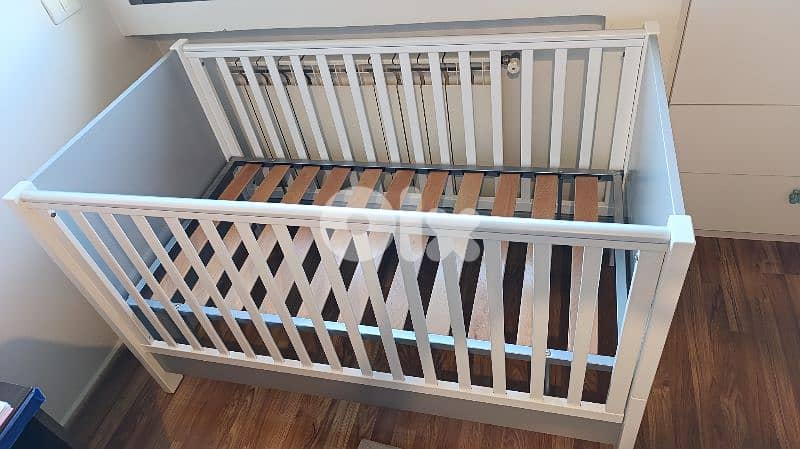 Casababy white/gray wooden baby crib 1