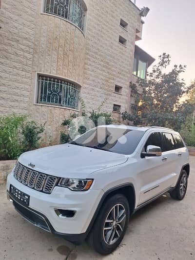 جيب شيروكى 2018