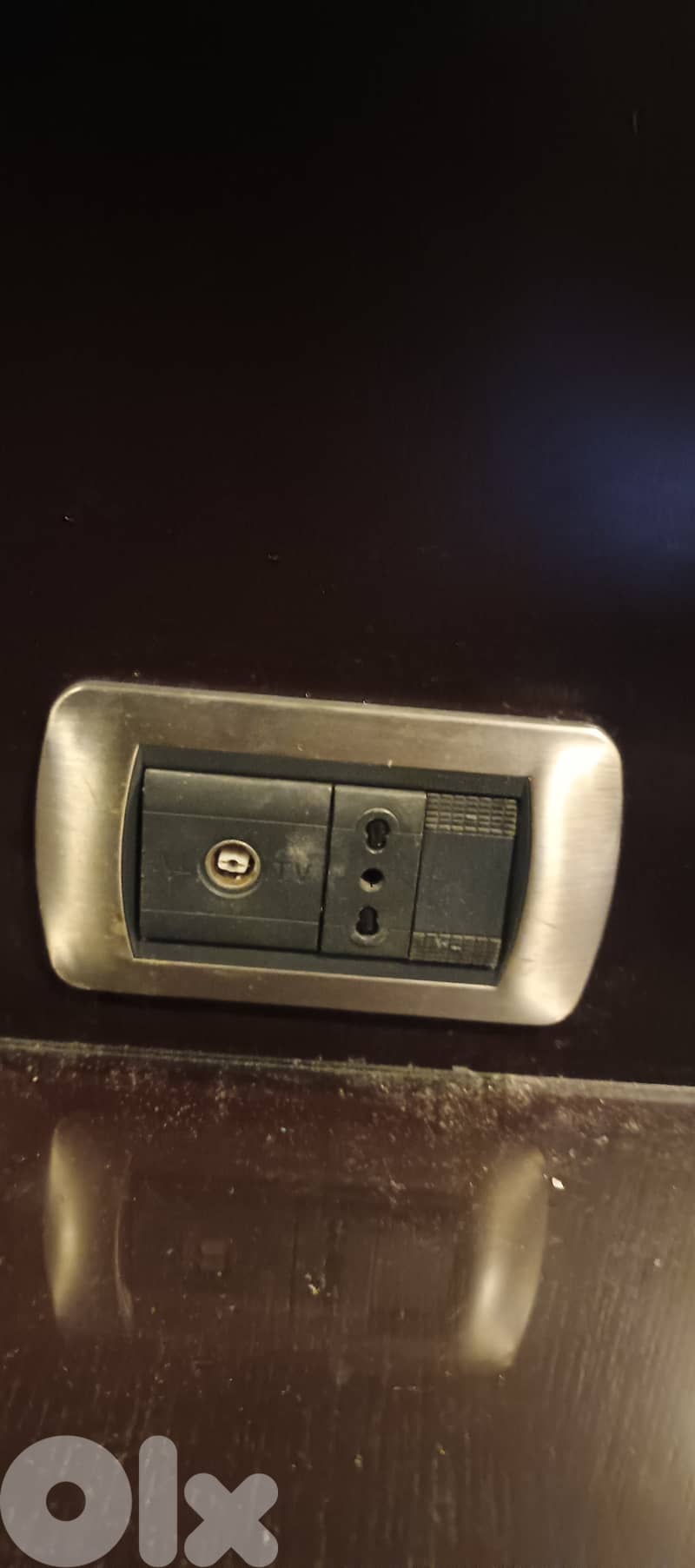 makeup table, dressing unit 3