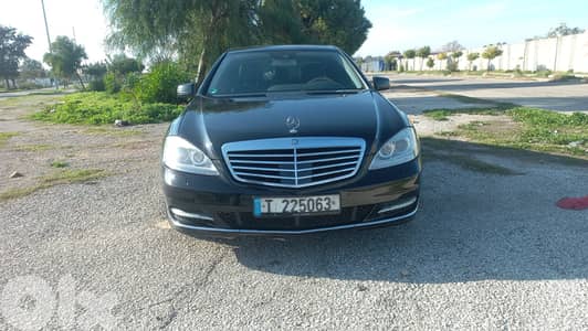 Mercedes-Benz S-Class 2011