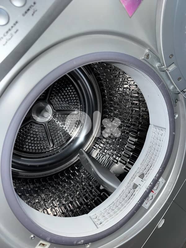 campomatic dryer 9kgs نشافة 2