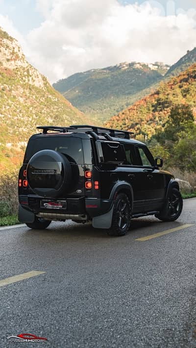 2020 Land Rover Defender P400 HSE