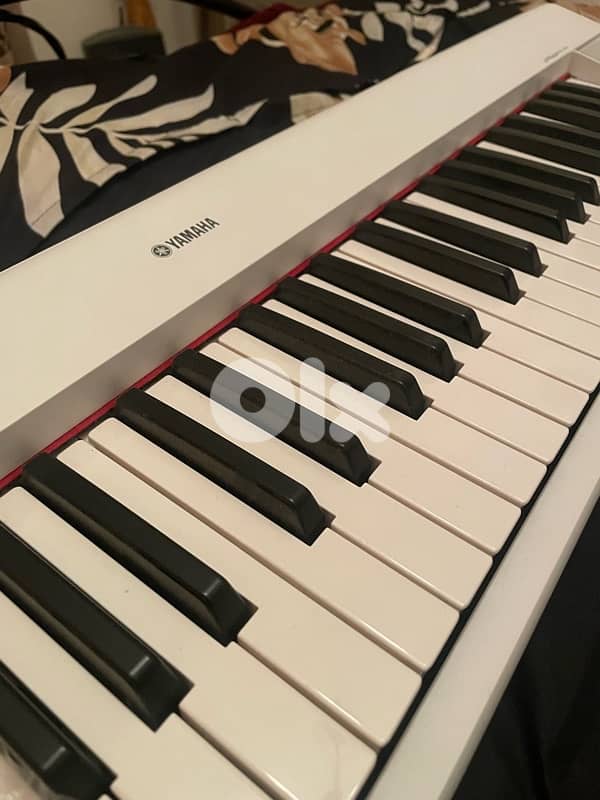 yahama piaggero piano keybord 4