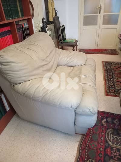 فوتاي إيطالي جلد اصلي كبير 120x100x90cm