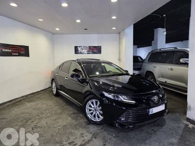 2018 Toyota Camry GLE Sunroof Company Source & Maintenance BUMC 1Owner