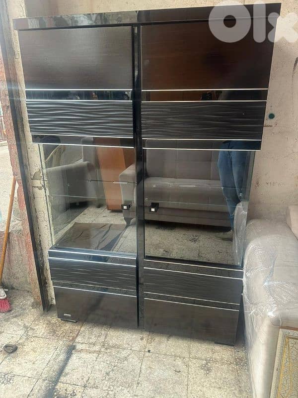 اوضة سفرة مودرن ست كراسي كتير مرتبة ونظيفة 12