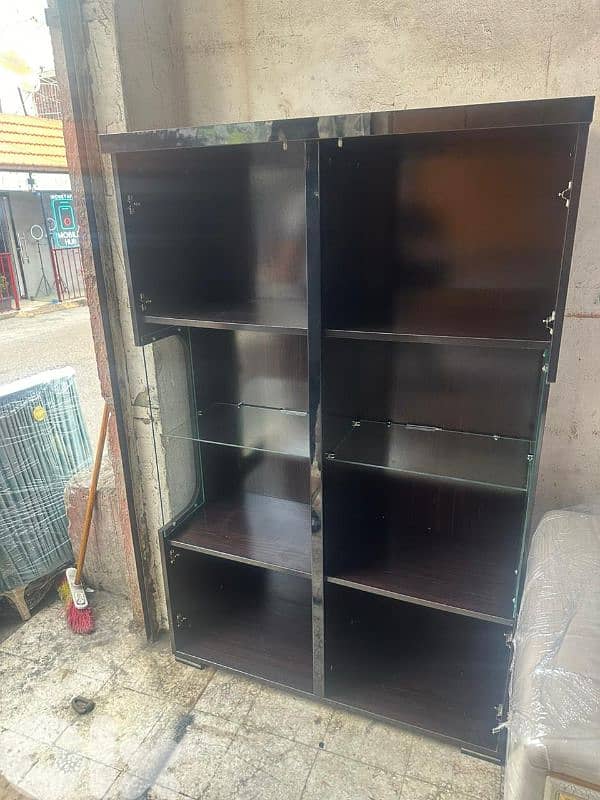 اوضة سفرة مودرن ست كراسي كتير مرتبة ونظيفة 13