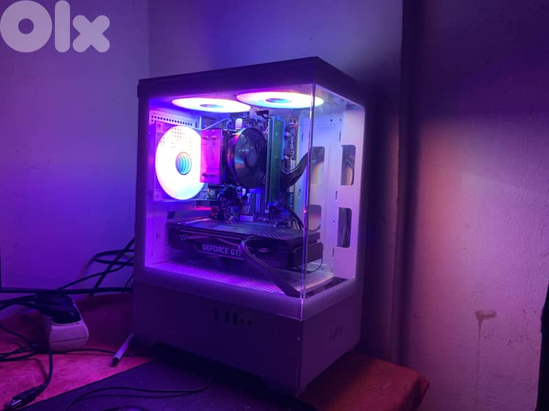 بدي بدل ع آيفون ١٣ برو أو ١٤ برو 3