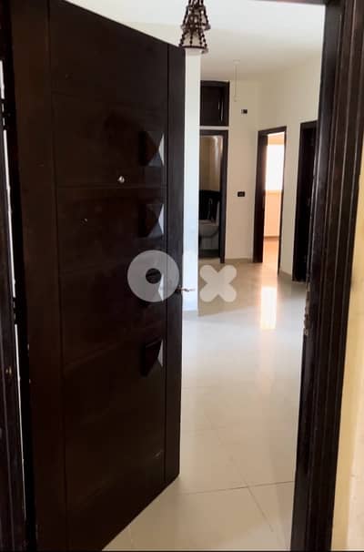 شقة للبيع   03668835