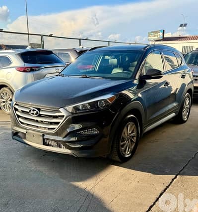 Hyundai Tucson 2017 Limited Fully loaded