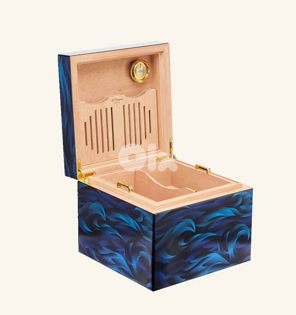 St Dupont - Koi Fish Cigar Humidor 1