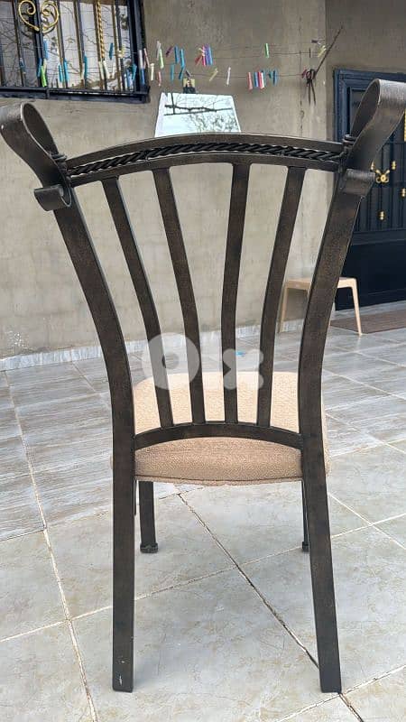 metalic tbl and chairs  طاولة و كراسي فيرفورجيه 4