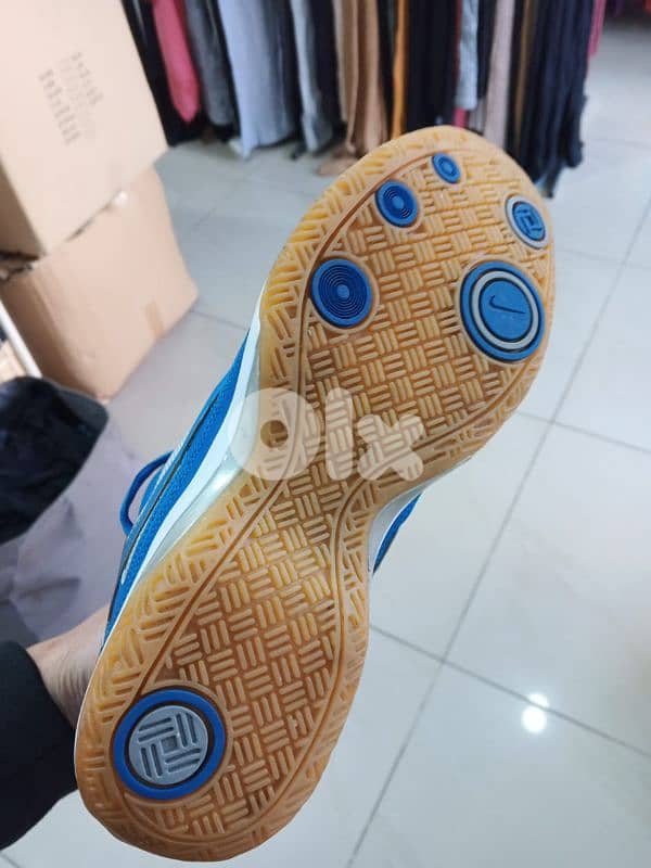 Nike shoes size 44 1