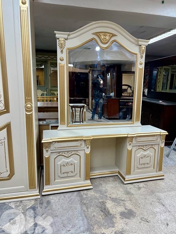 غرفة نوم ملكية خشب زان 10