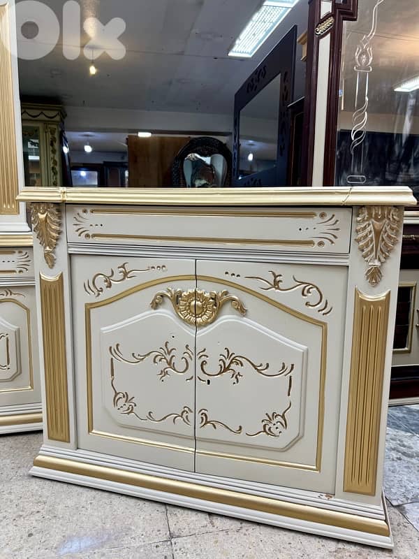 غرفة نوم ملكية خشب زان 14