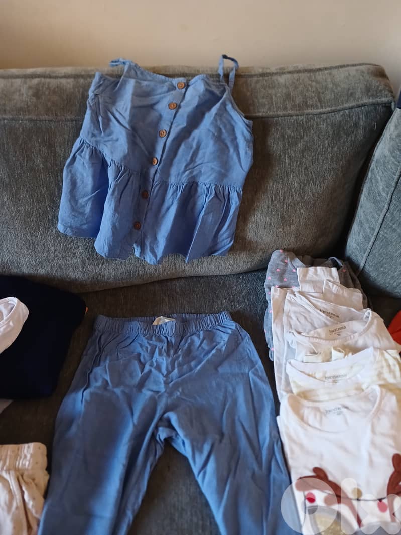 Batch of 25 clothes for 9-10 years old girl 5