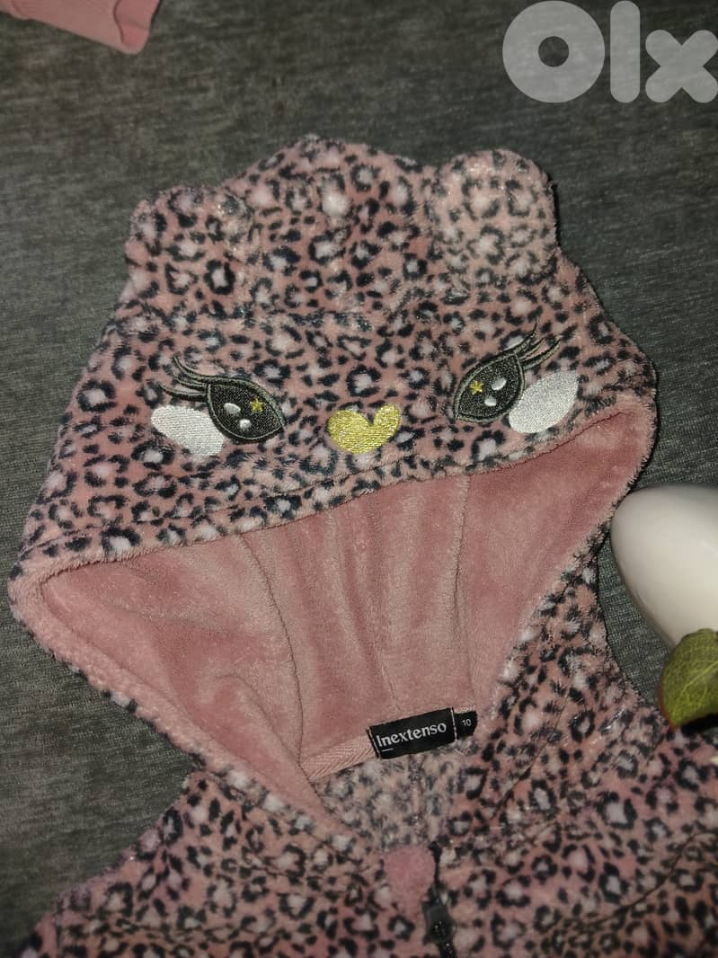 2 warm pyjamas 10 years 2