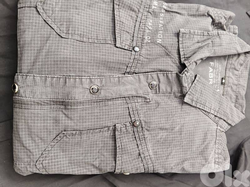 ثياب شبه جديدة 4