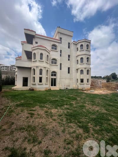 فيلا سوبر ديلوكس للبيع في ميفدون-Super Deluxe Villa for Sale Mayfadoun