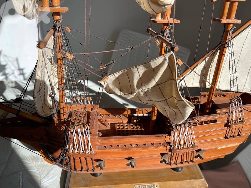مجسّم سفينة خشبية فاخرة وتراثية – MAYFLOWER 2