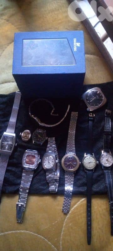 11 vintage watches (2 men automatic +9 manual movement+ Swiss quartz