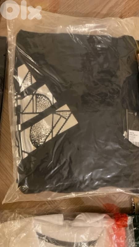 ثياب رجالي ماركة اصلي 3