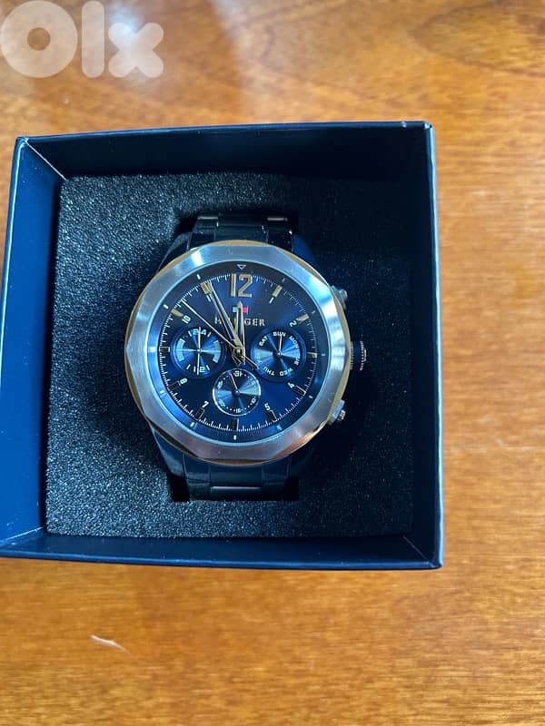 Tommy Hilfiger (LARS 1792059) multifunction watch 2