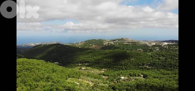 Land for sale in Mechmech أرض للبيع في مشمش