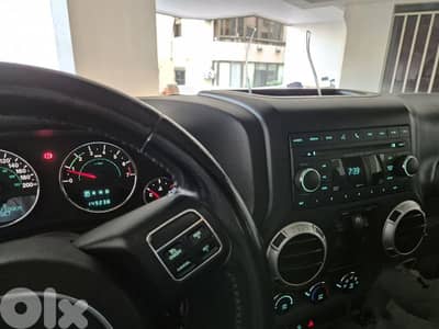 Jeep Wrangler Sahara 2012