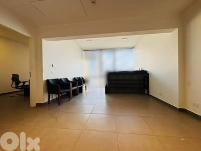 JH25-4637 Office 100m2 for rent in Verdun, $ 2,000 cash